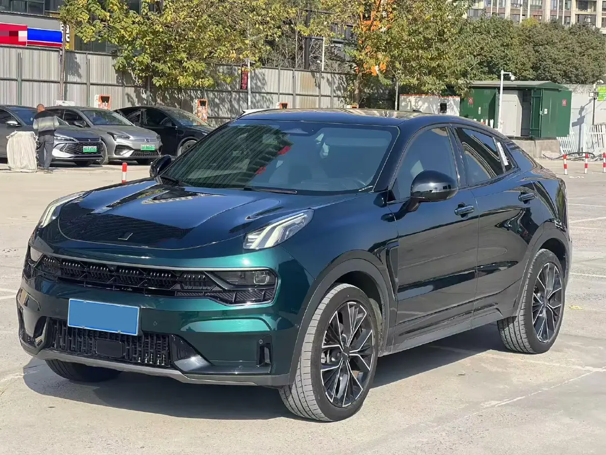 2023 LYNK&CO 05 2.0T 254HP L4 8AT