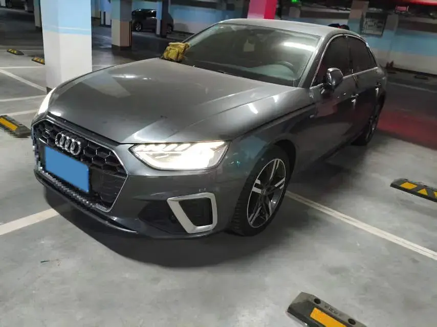 2020 Audi A4L 2.0T 190HP L4 7DCT