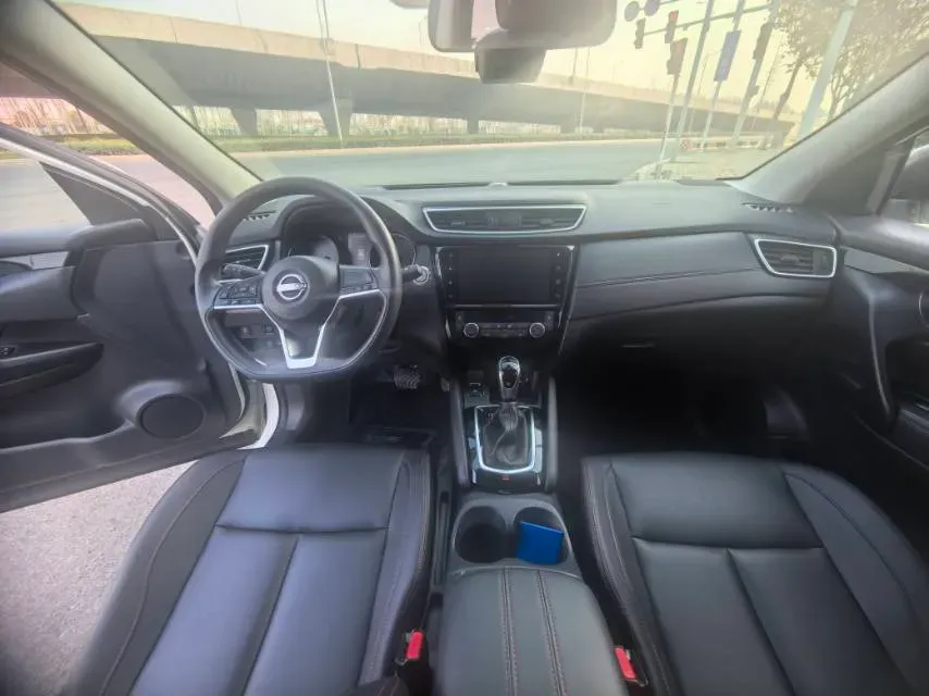 2025 Nissan Qashqai 2.0L 151HP L4 CVT,autocango,china used car exporter,china ev exporter,chinese used car exporter,chinese used ev exporter