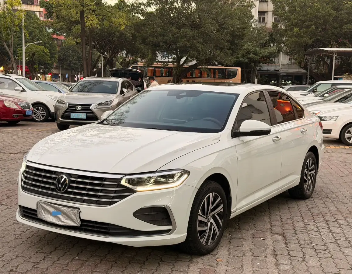 2023 Volkswagen Lavida 1.5L 110HP L4 6AT