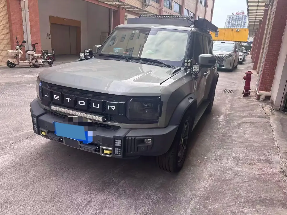 2023 Jetour Traveller 2.0T 254HP L4 7DCT