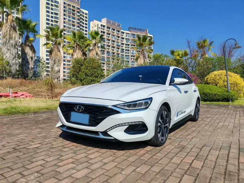 2021 Hyundai La Festa 1.6T 204HP L4 7DCT