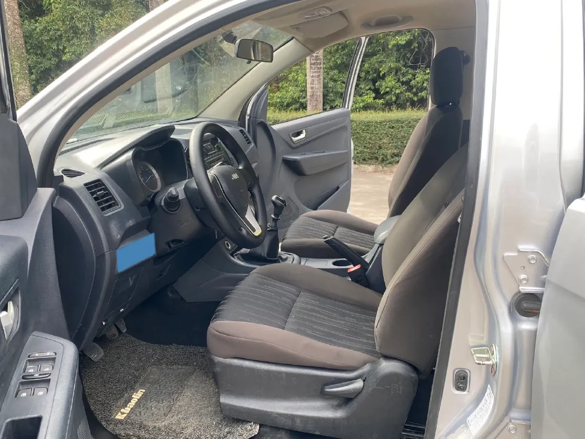 2018 JDMC T7 2.0T 204HP L4 5MT,autocango,china used car exporter,china ev exporter,chinese used car exporter,chinese used ev exporter