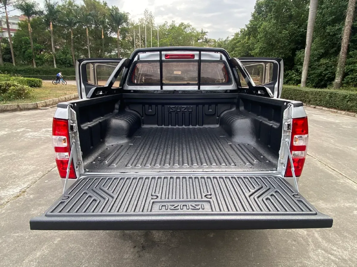 2018 JDMC T7 2.0T 204HP L4 5MT,autocango,china used car exporter,china ev exporter,chinese used car exporter,chinese used ev exporter