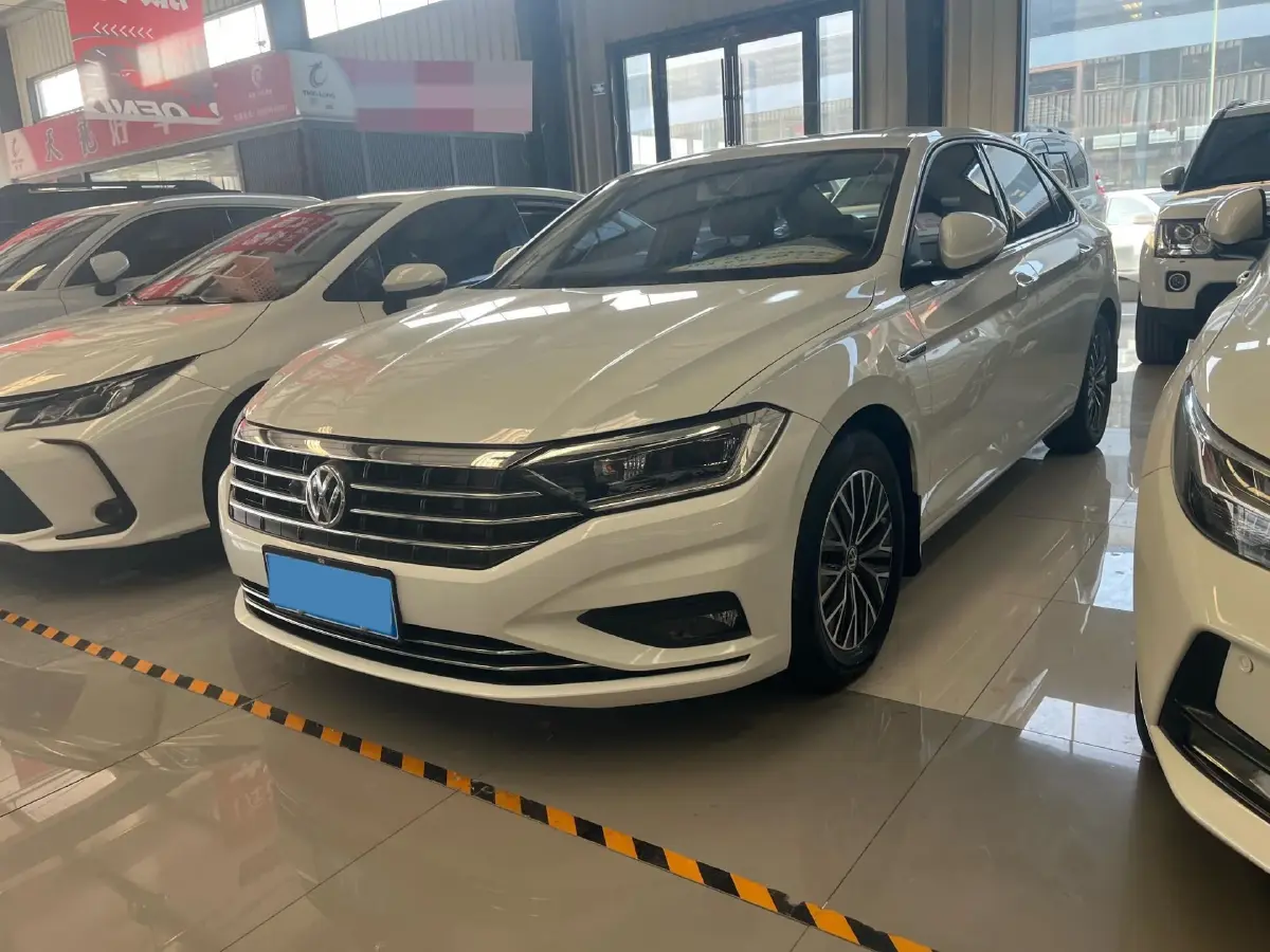 2020 Volkswagen Sagitar 1.4T 150HP L4 7DCT