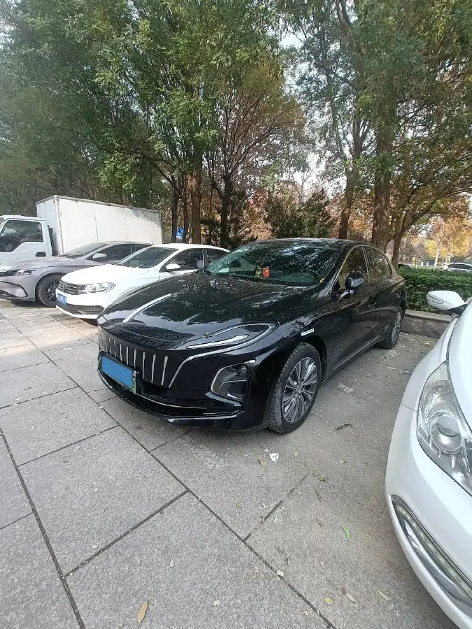 2023 HongQi E-QM5 BEV 82KWH
