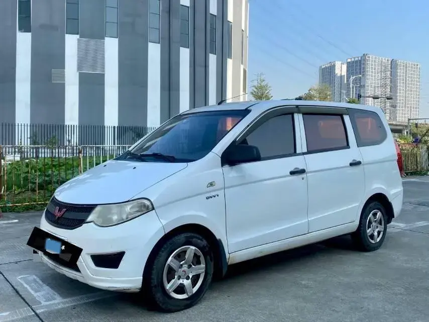 2015 WuLing HongGuang 1.5L 112HP L4 5MT