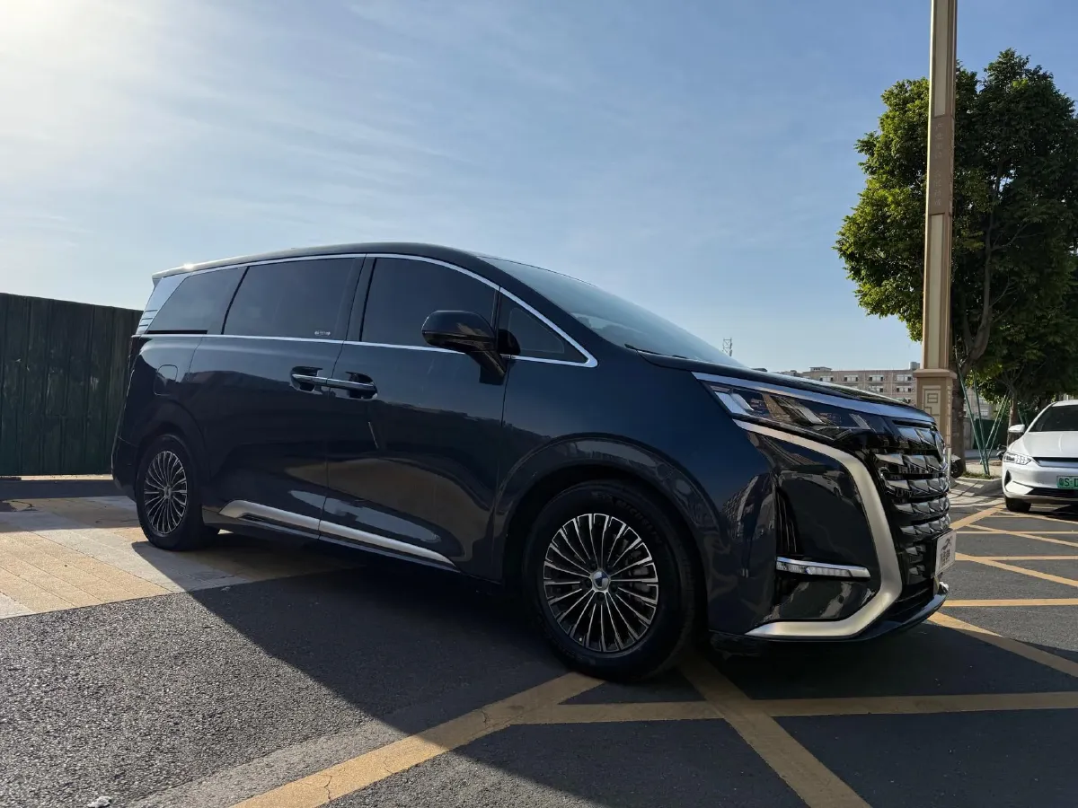 2022 Mercedes-Benz GLC Class 2.0T 197HP L4 9AT,autocango,china used car exporter,china ev exporter,chinese used car exporter,chinese used ev exporter