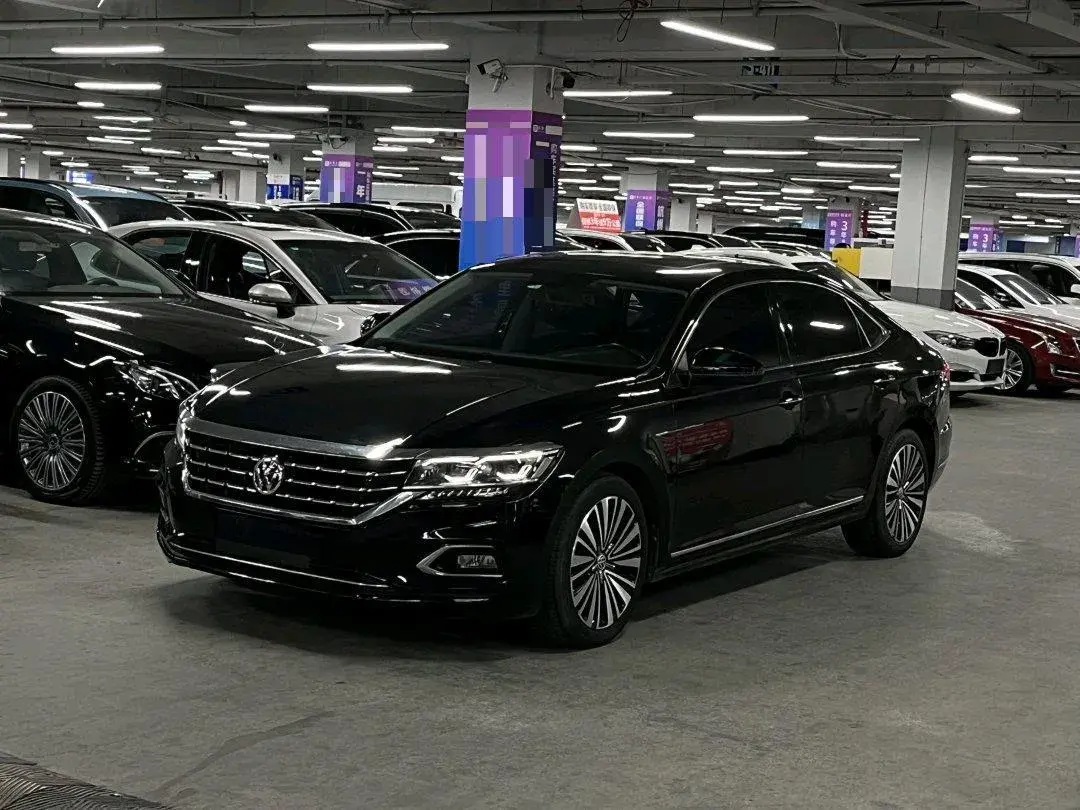 2019 Volvo V40 1.5T 152HP L4 6AT