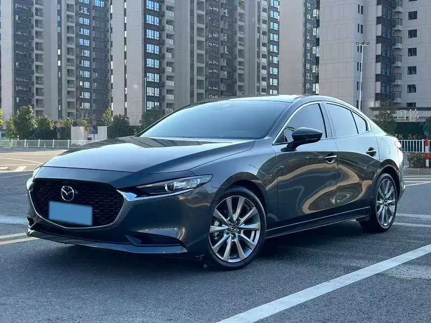 2022 Mazda 3 Axela 2.0L 158HP L4 6AT