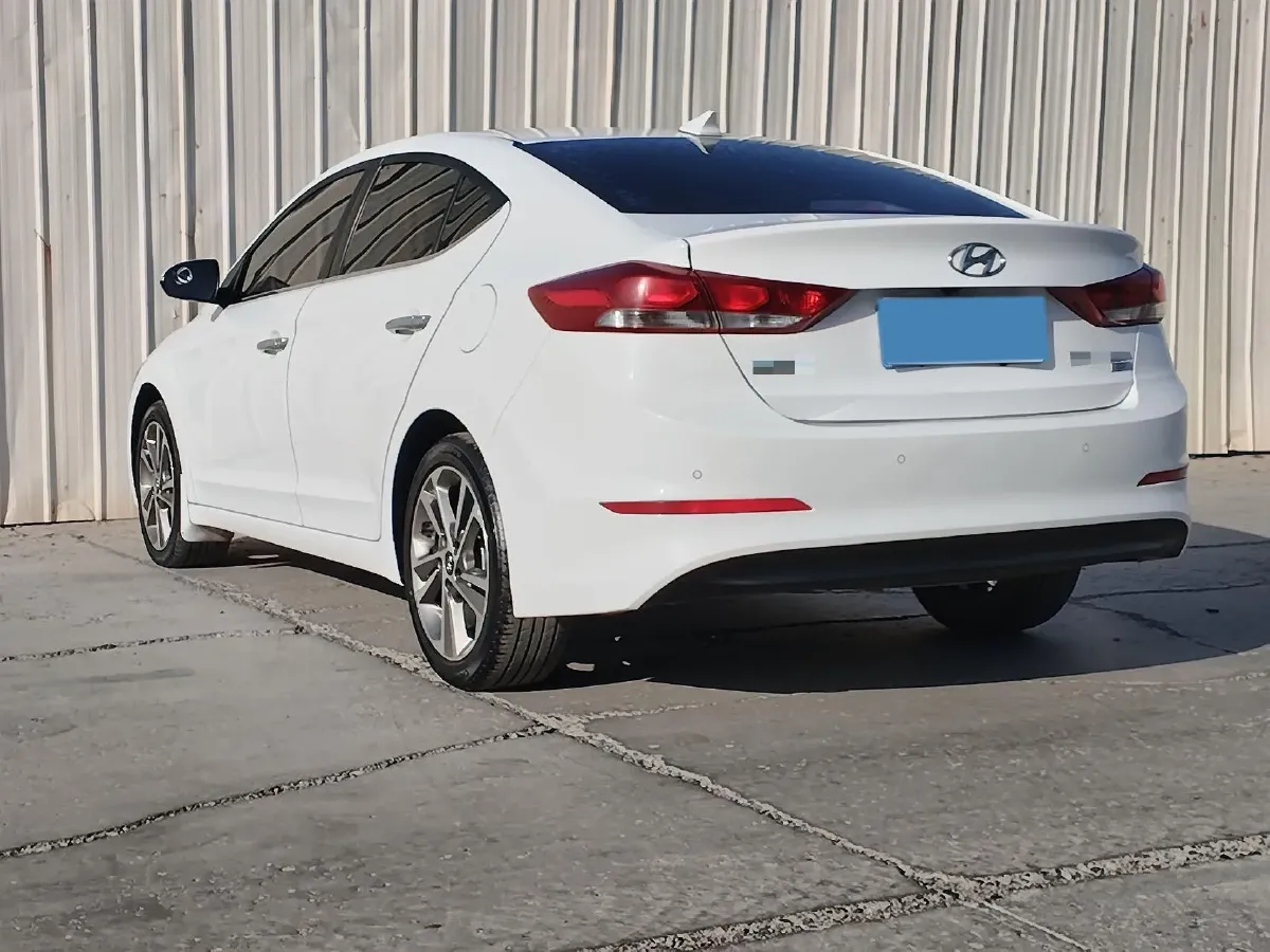 2016 Hyundai Elantra 1.6L 130HP L4 6AT,autocango,china used car exporter,china ev exporter,chinese used car exporter,chinese used ev exporter