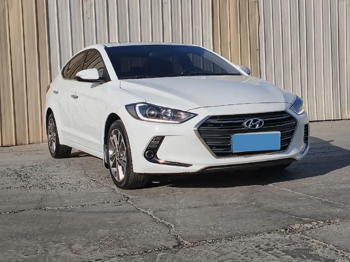 2016 Hyundai Elantra 1.6L 130HP L4 6AT,autocango,china used car exporter,china ev exporter,chinese used car exporter,chinese used ev exporter