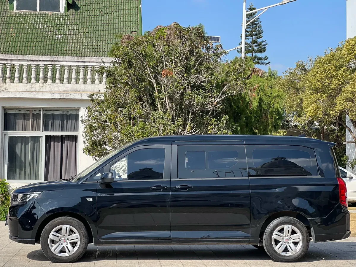 2021 WuLing ZhengChen 1.5T 147HP L4 6MT,autocango,china used car exporter,china ev exporter,chinese used car exporter,chinese used ev exporter