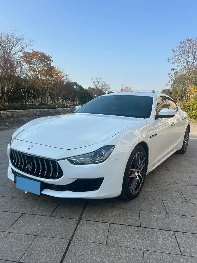 2019 Maserati Ghibli 3.0T 350HP V6 8AT