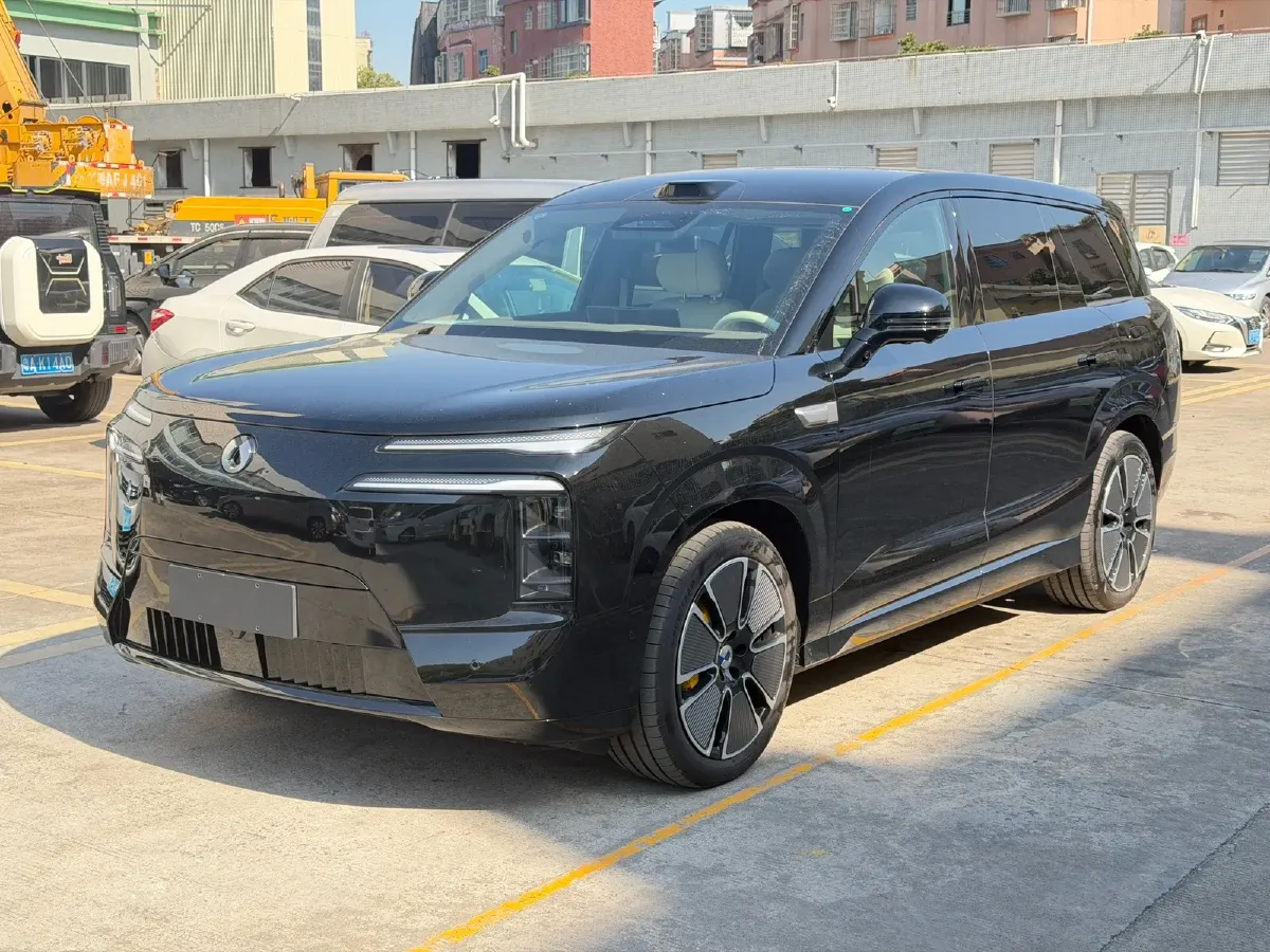 2025 Denza DenzaN8L 2.0T 207HP L4 E-CVT PHEV,autocango,china used car exporter,china ev exporter,chinese used car exporter,chinese used ev exporter
