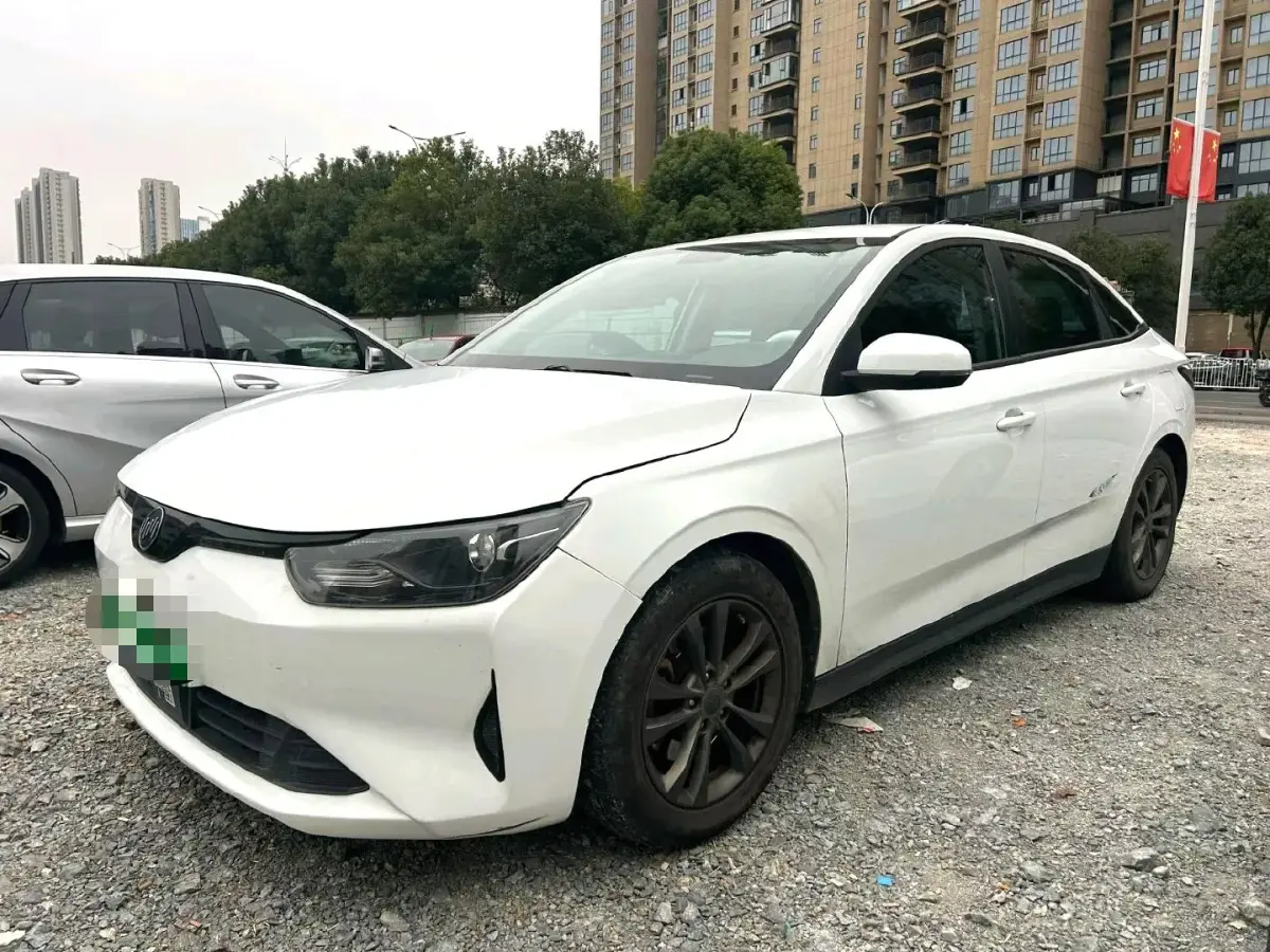 2022 Weltmeister E.5 BEV 58.589KWH