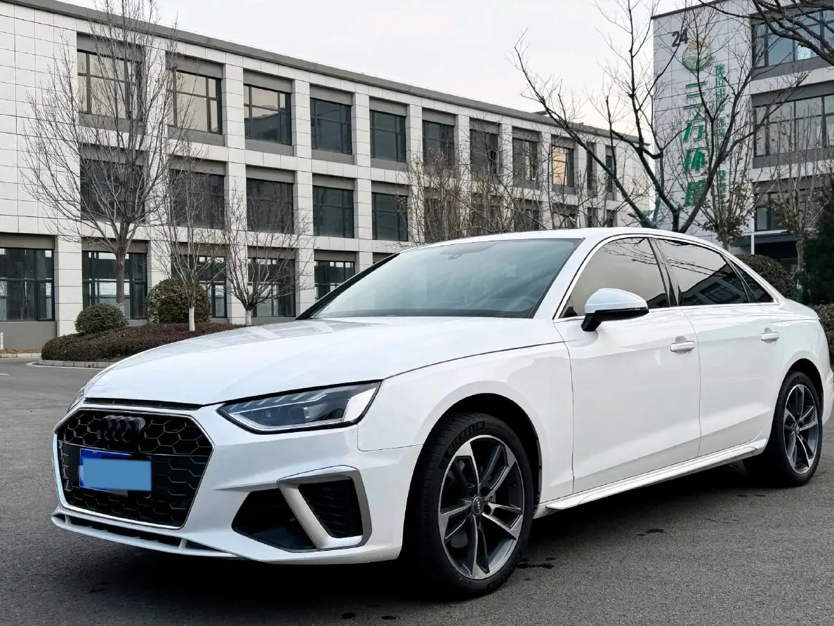 2020 Audi A4L 2.0T 190HP L4 7DCT