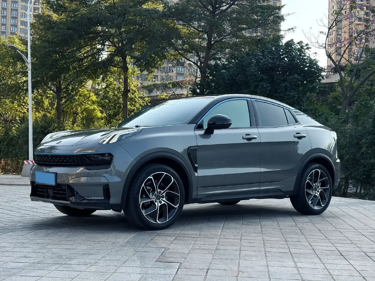 2022 LYNK&CO 05 2.0T 254HP L4 8AT