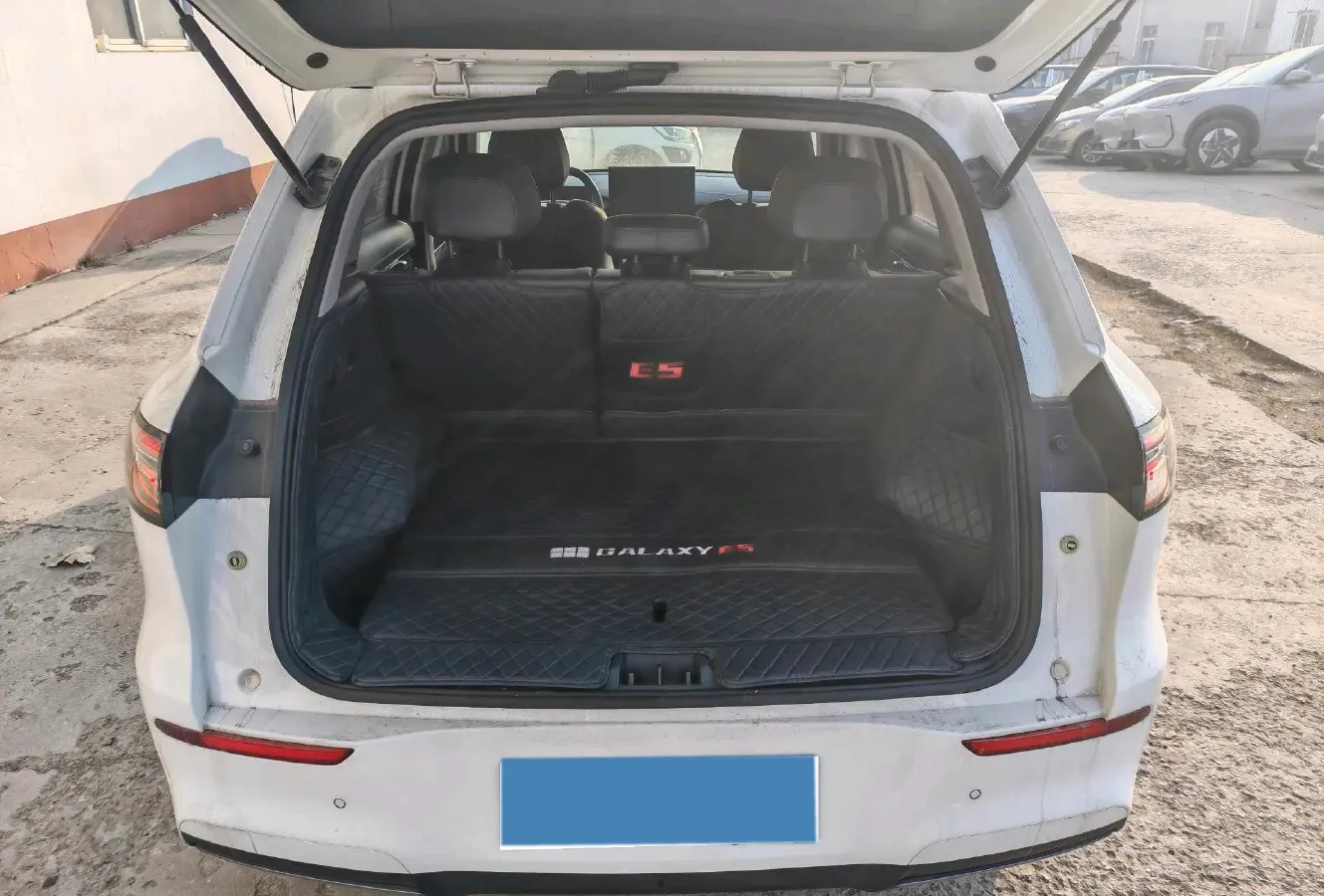 2024 LanDian E5 1.5L 110HP L4 E-CVT PHEV 17.52KWH,autocango,china used car exporter,china ev exporter,chinese used car exporter,chinese used ev exporter