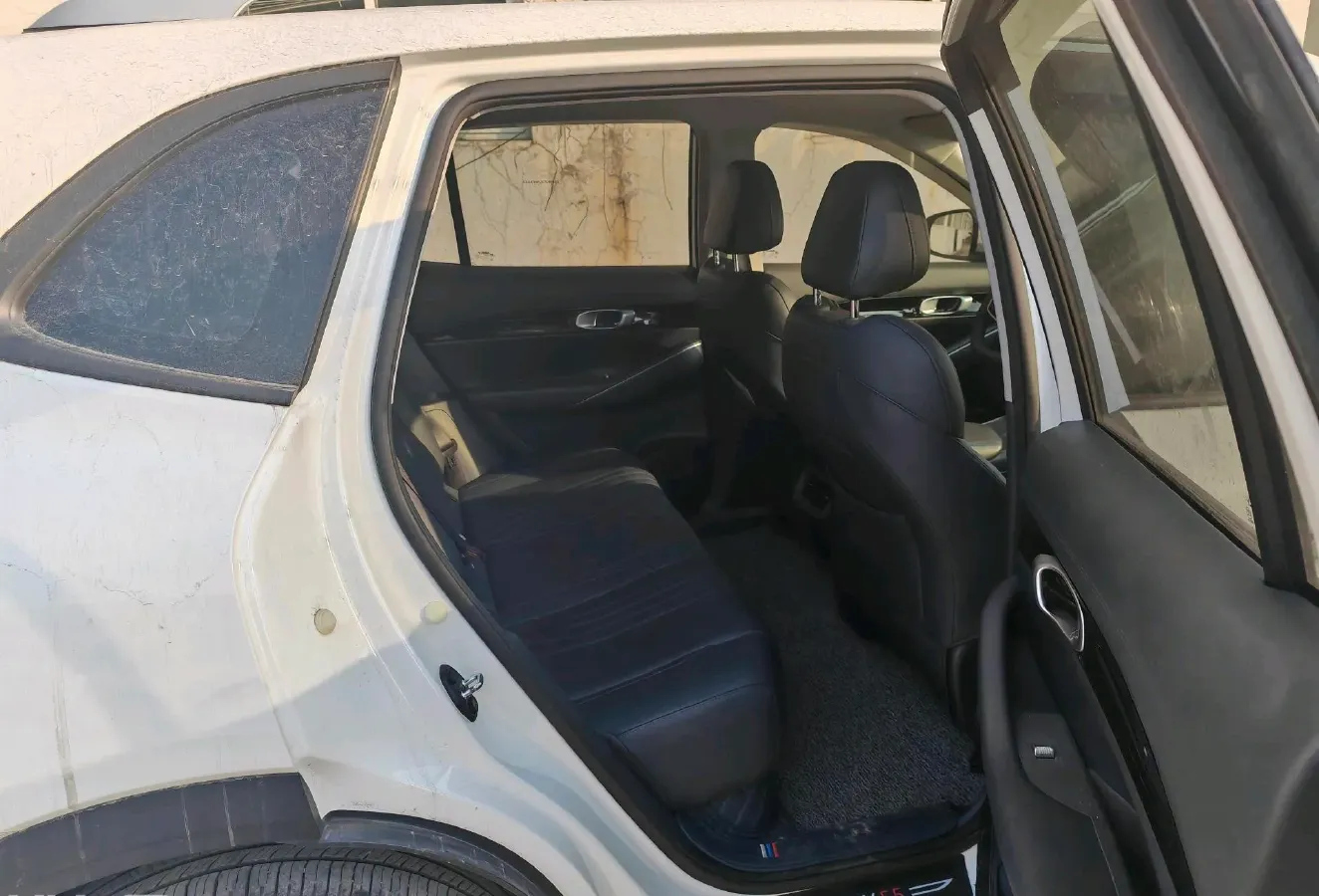 2024 LanDian E5 1.5L 110HP L4 E-CVT PHEV 17.52KWH,autocango,china used car exporter,china ev exporter,chinese used car exporter,chinese used ev exporter