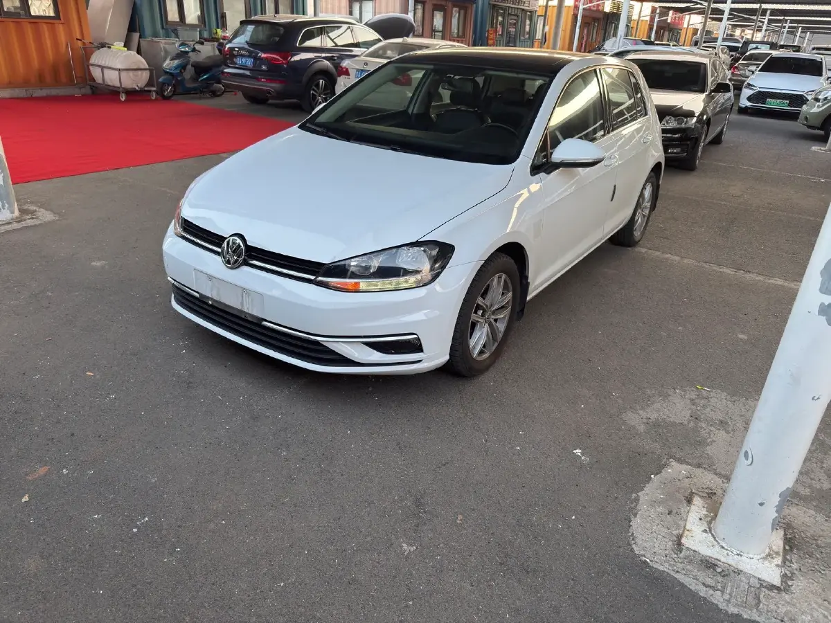 2018 Volkswagen Golf 1.4T 131HP L4 7DCT