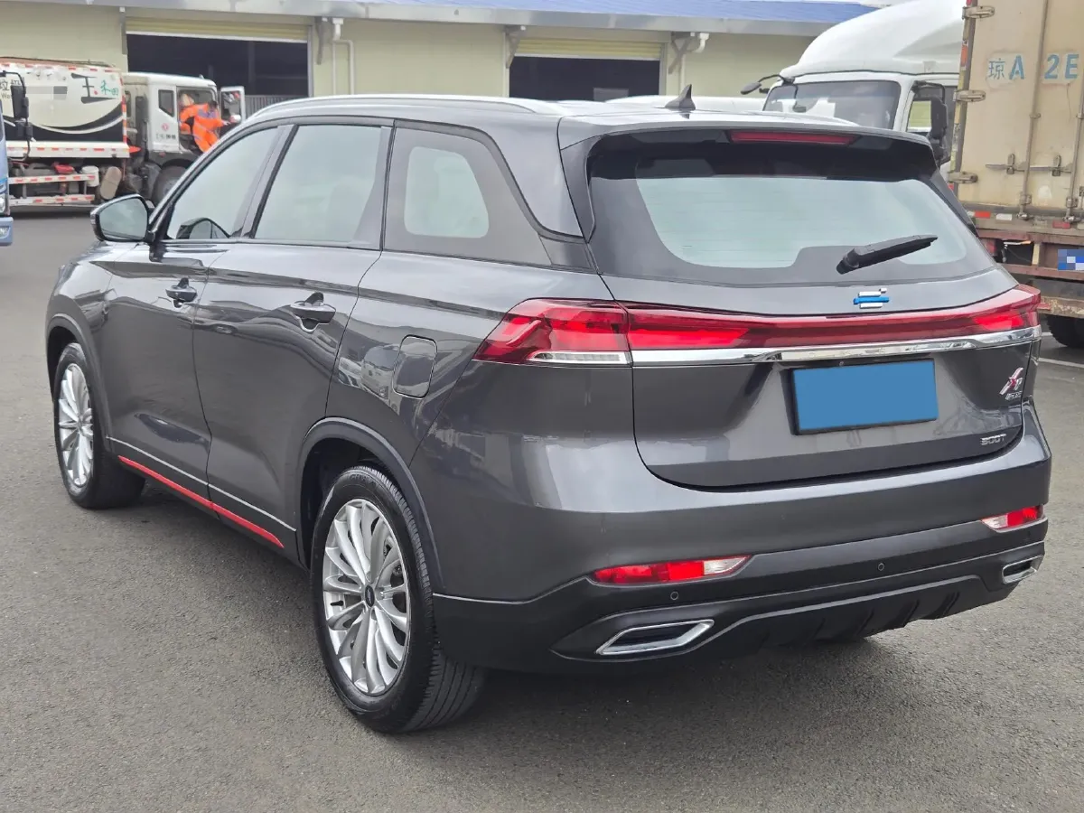 2022 ChangAn Oshan X7 Plus 1.5T 188HP L4 7DCT,autocango,china used car exporter,china ev exporter,chinese used car exporter,chinese used ev exporter