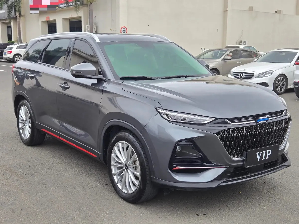 2022 ChangAn Oshan X7 Plus 1.5T 188HP L4 7DCT,autocango,china used car exporter,china ev exporter,chinese used car exporter,chinese used ev exporter