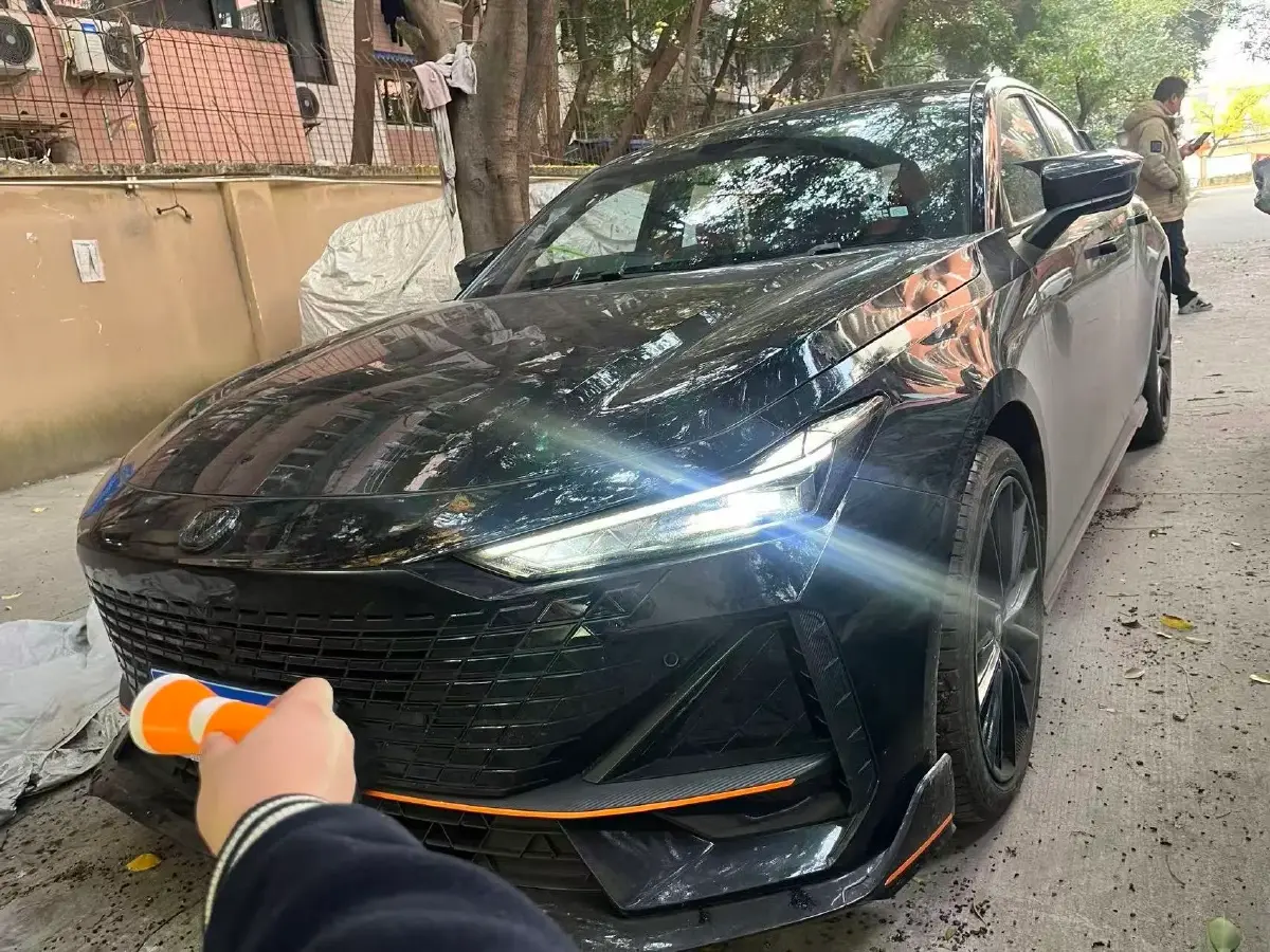 2023 ChangAn UNI-V 1.5T 188HP L4 7DCT