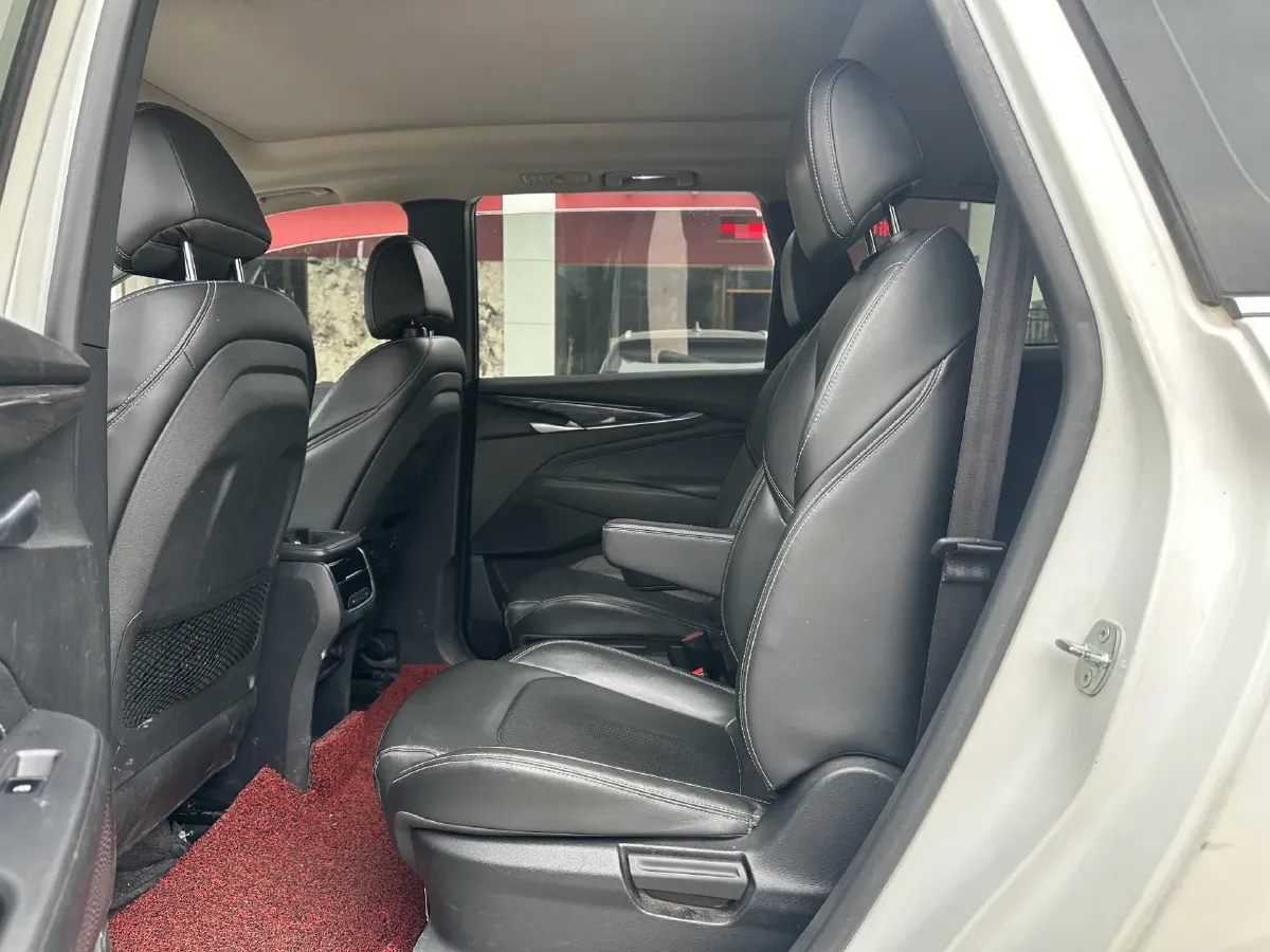 2022 MAXUS Euniq 5 BEV 70KWH,autocango,china used car exporter,china ev exporter,chinese used car exporter,chinese used ev exporter