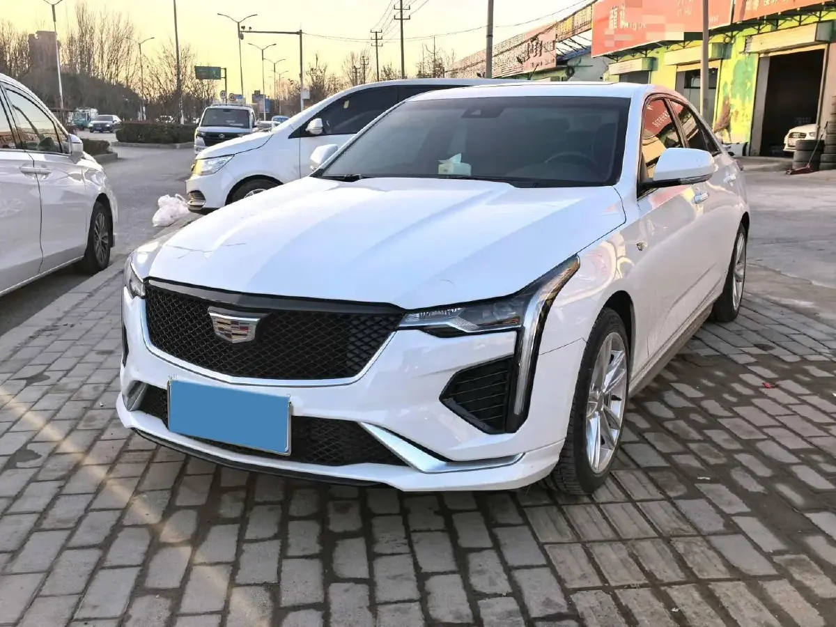 2022 Cadillac CT4 2.0T 237HP L4 8AT