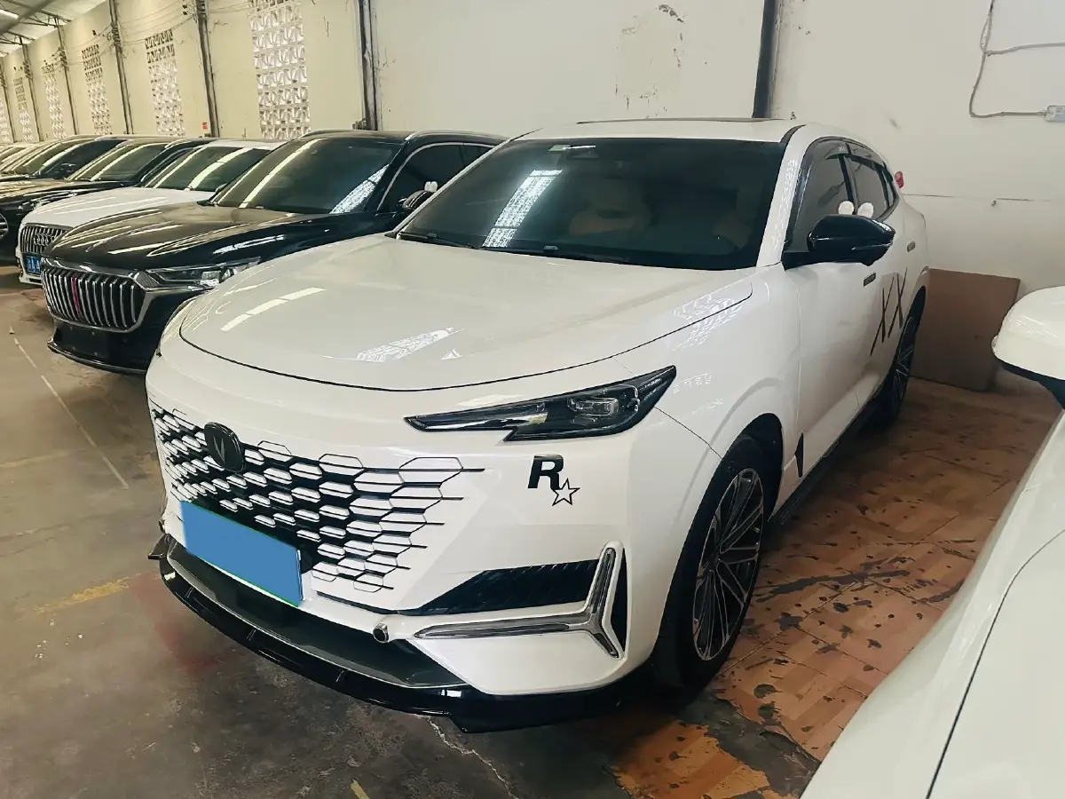 2021 ChangAn UNI-K 2.0T 233HP L4 8AT