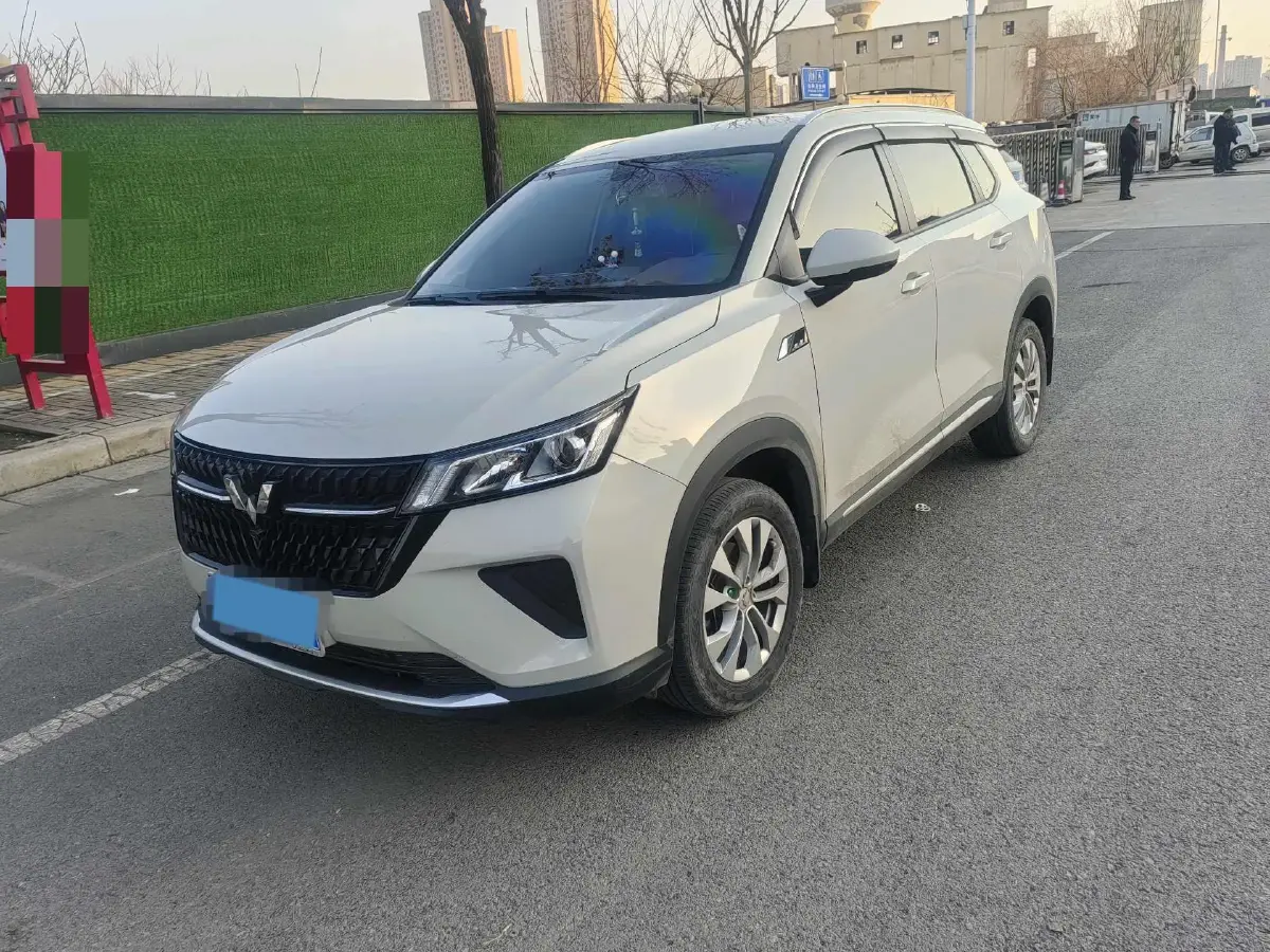 2021 WuLing XingChen 1.5T 147HP L4 6MT