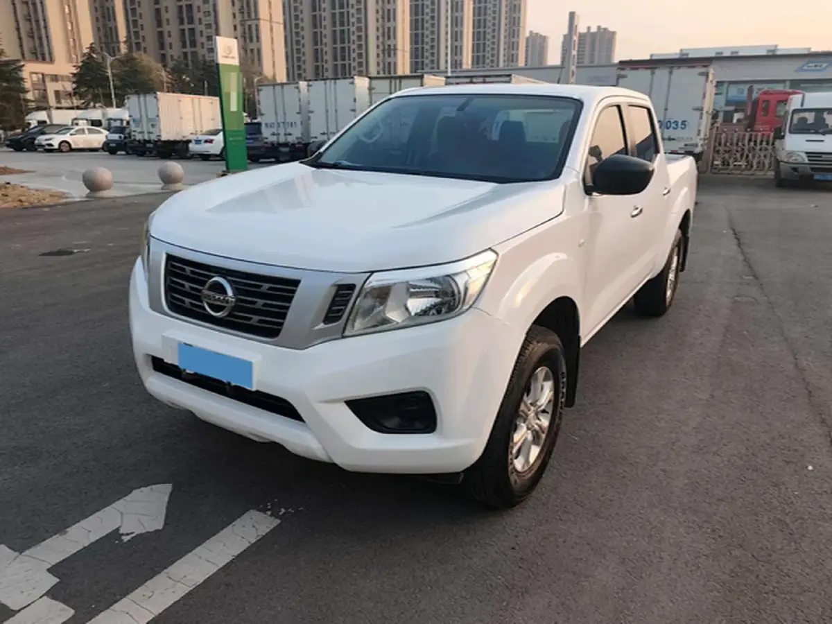 2019 Nissan Navara 2.5L 193HP L4 6MT