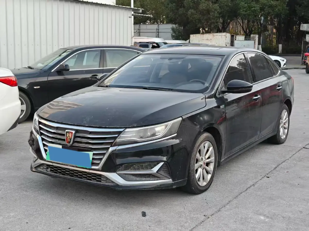 2017 Roewe i6 1.0T 125HP L3 2AT PHEV