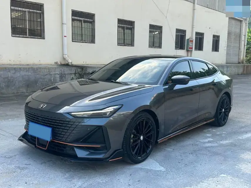 2022 ChangAn UNI-V 1.5T 188HP L4 7DCT