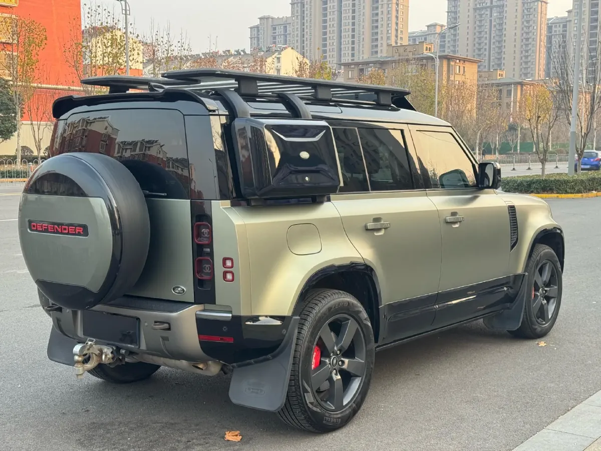 2022 Land Rover Defender 3.0T 400HP L6 8AT,autocango,china used car exporter,china ev exporter,chinese used car exporter,chinese used ev exporter