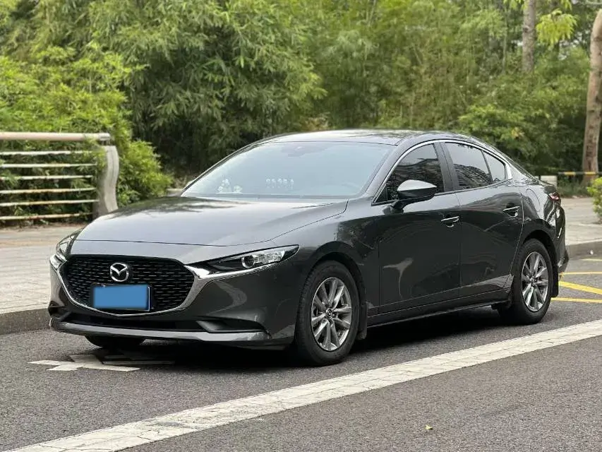 2021 Mazda 3 Axela 2.0L 158HP L4 6AT
