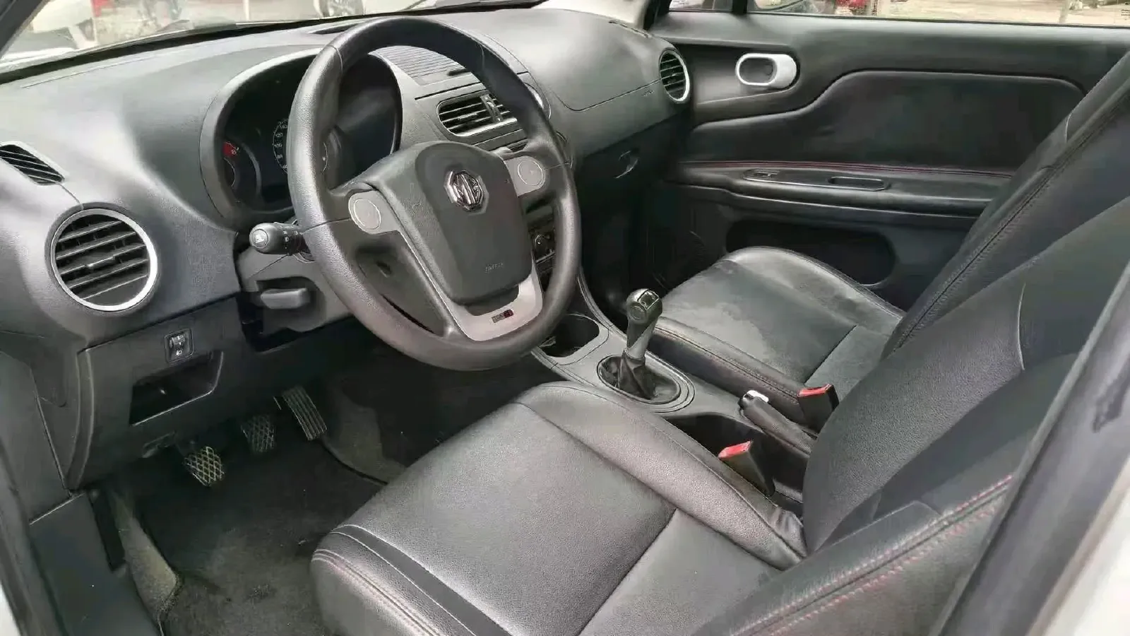 2016 MG 3 1.3L 92HP L4 5MT,autocango,china used car exporter,china ev exporter,chinese used car exporter,chinese used ev exporter