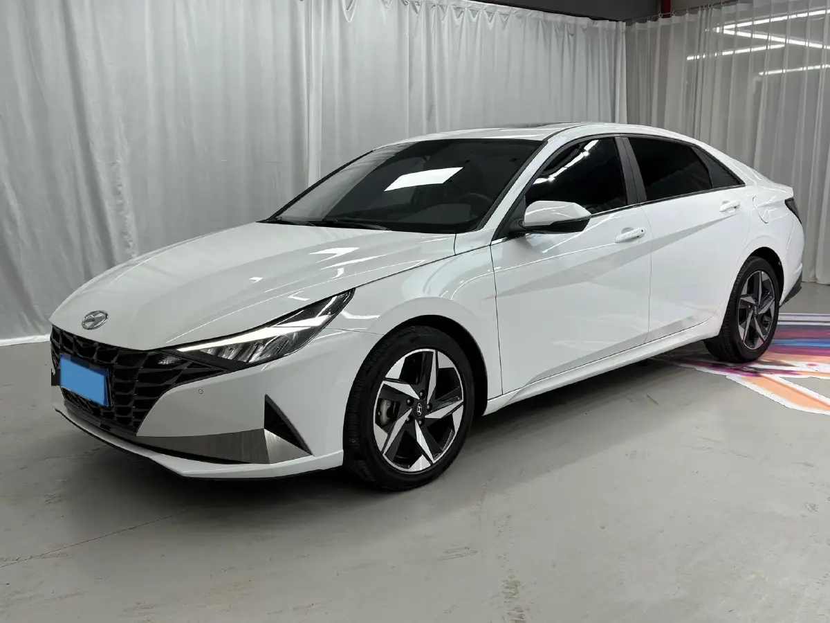 2021 Hyundai Elantra 1.5L 115HP L4 CVT