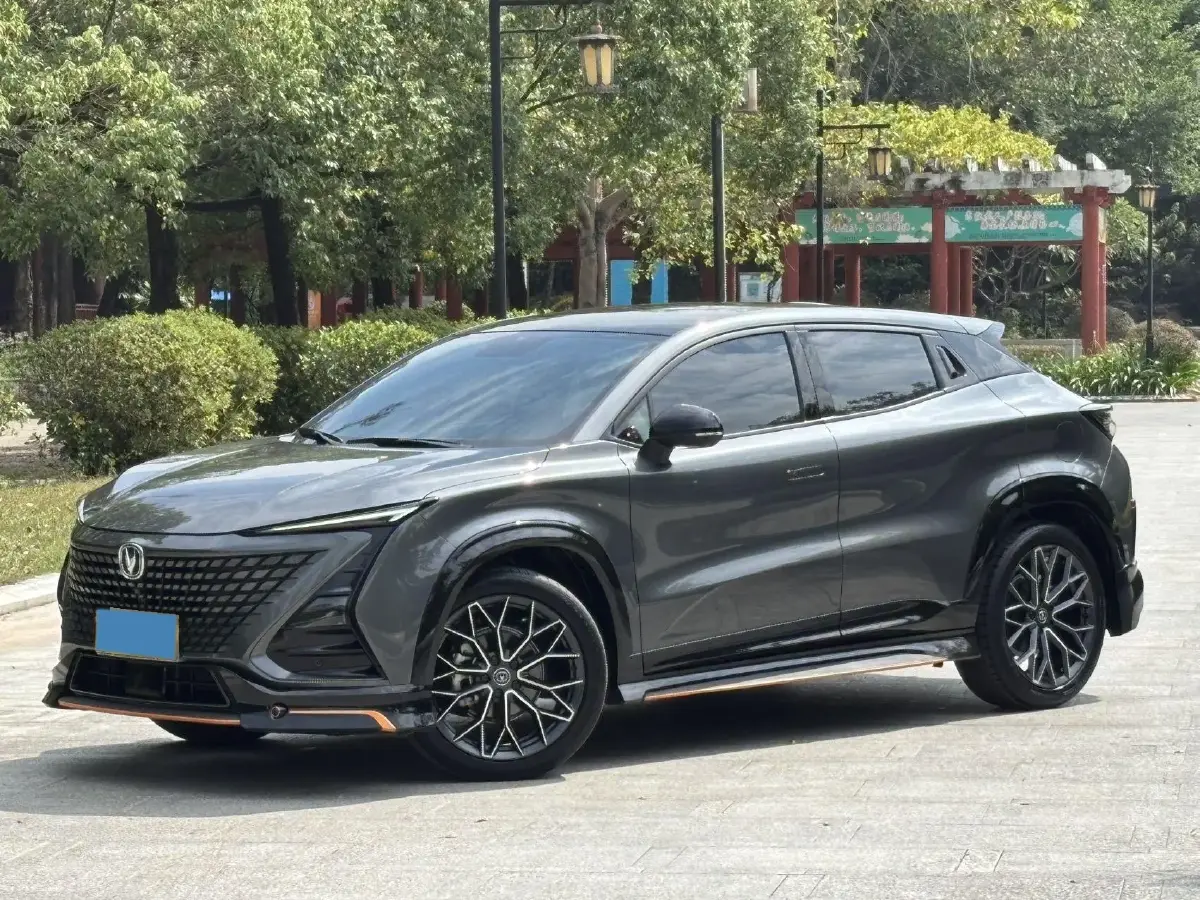 2022 ChangAn UNI-T 1.5T 188HP L4 7DCT