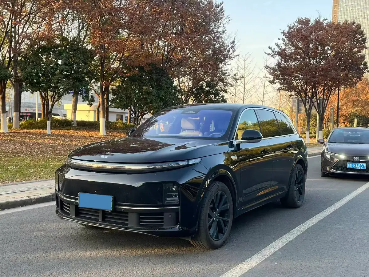 2023 Li L7 Range Extended 154HP REEV 40.9KWH