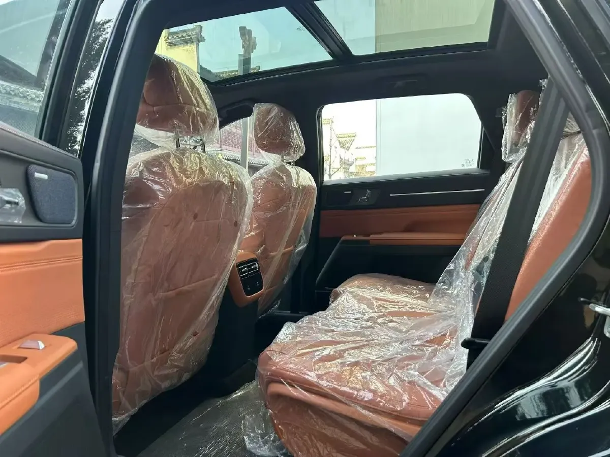 2025 Jetour X70 PLUS C-DM 1.5T 156HP L4 2DHT PHEV,autocango,china used car exporter,china ev exporter,chinese used car exporter,chinese used ev exporter