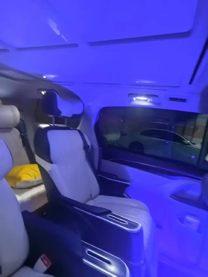 2023 Buick GL8 2.0T 237HP L4 9AT,autocango,china used car exporter,china ev exporter,chinese used car exporter,chinese used ev exporter