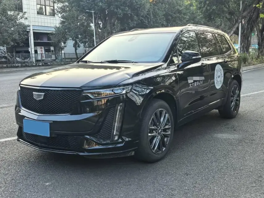 2025 Cadillac XT6 2.0T 237HP L4 9AT