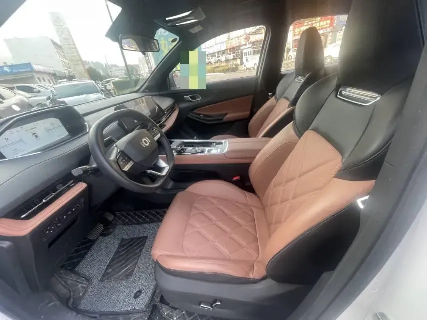 2023 Venucia VX6 BEV 62KWH,autocango,china used car exporter,china ev exporter,chinese used car exporter,chinese used ev exporter