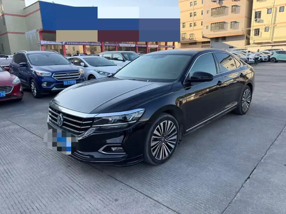 2020 Volkswagen Passat 2.0T 186HP L4 7DCT