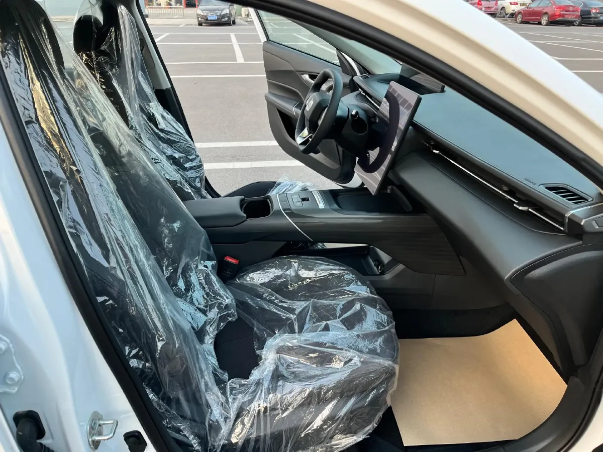 2025 ChangAn EadoPHEV 1.5L 98HP L4 E-CVT PHEV,autocango,china used car exporter,china ev exporter,chinese used car exporter,chinese used ev exporter