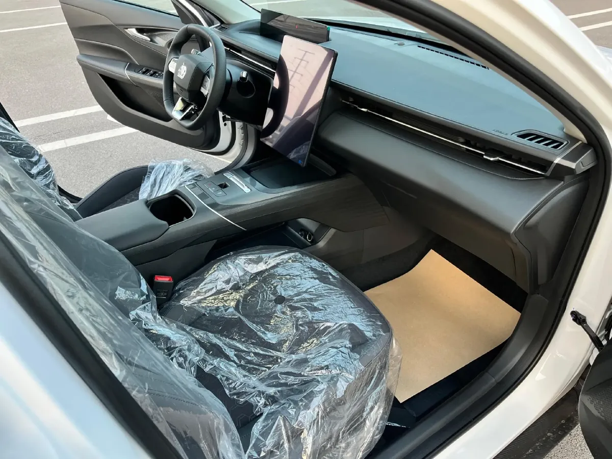 2025 ChangAn EadoPHEV 1.5L 98HP L4 E-CVT PHEV,autocango,china used car exporter,china ev exporter,chinese used car exporter,chinese used ev exporter