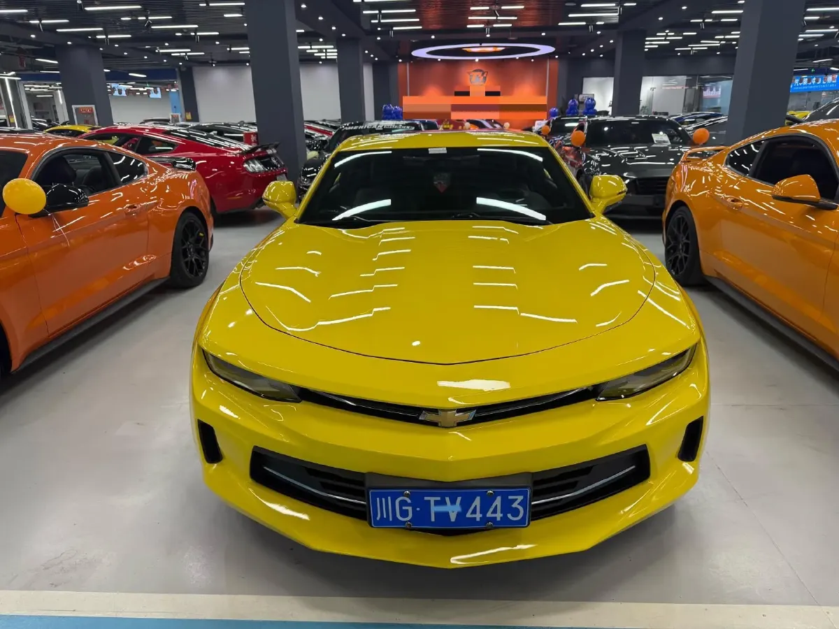 2017 Chevrolet Camaro 2.0T 275HP L4 8AT,autocango,china used car exporter,china ev exporter,chinese used car exporter,chinese used ev exporter