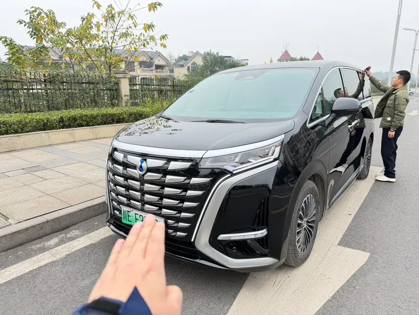 2022 Honda Odyssey 2.0L 146HP L4 E-CVT Hybrid